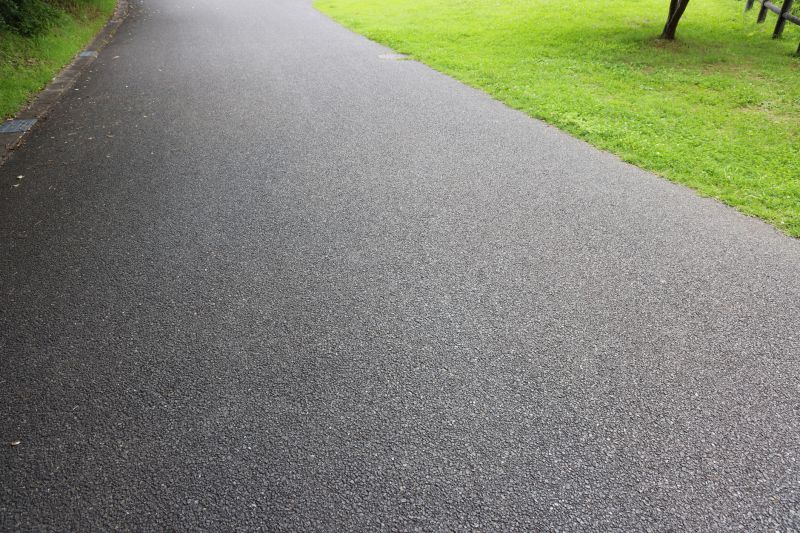 Tarmac Laying Service